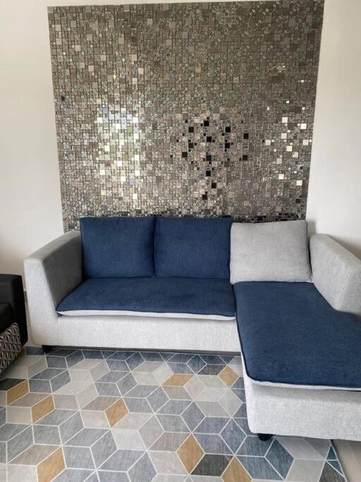 Stylish & Luxury 2-Bed Parkside Apart With Pool 바코아스피닉스 외부 사진